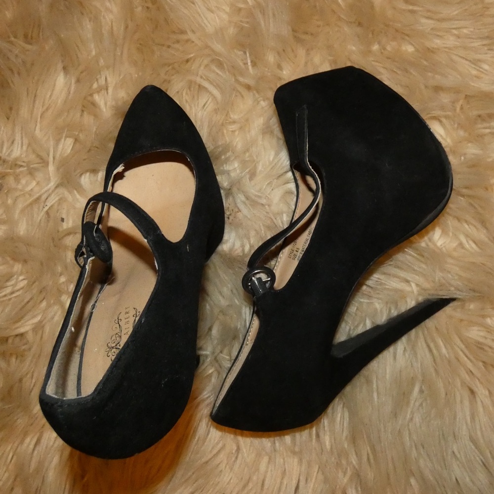 Platform shoes